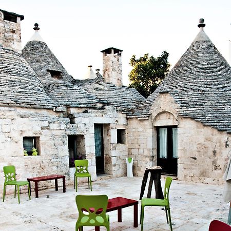 Апарт отель Giardino Dei Trulli Альберобелло Экстерьер фото
