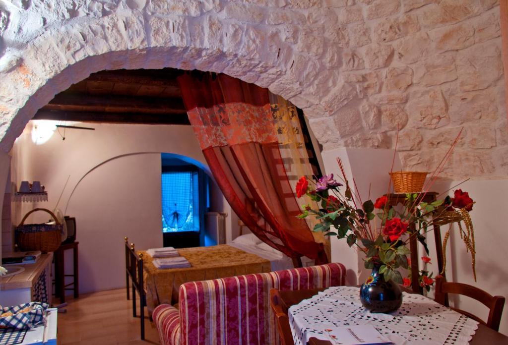 Апарт отель Giardino Dei Trulli Альберобелло Экстерьер фото